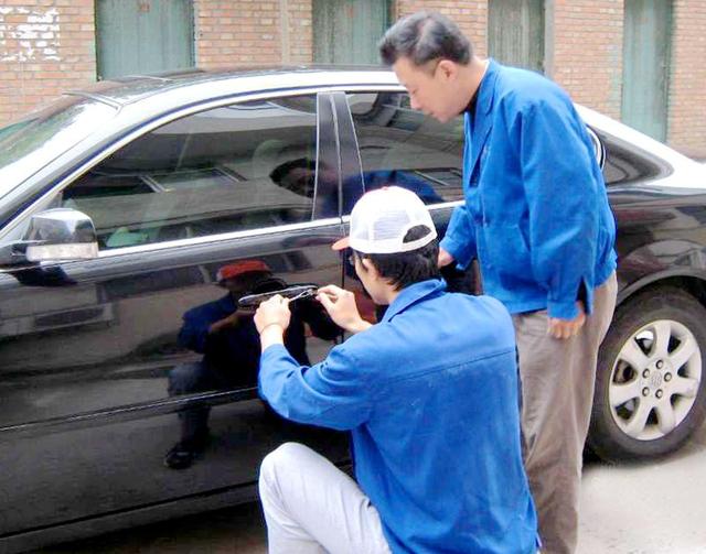 甘南县开锁公司：车钥匙坏了怎么办